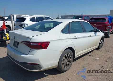 2024 Volkswagen Jetta 1.5T S z USA, uszkodzony, nr VIN 3VW5M7BU5RM030184